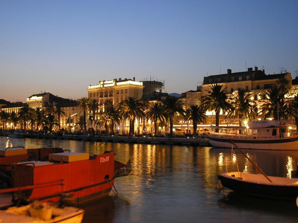 Spalatum Boutique Suites Split Exterior foto