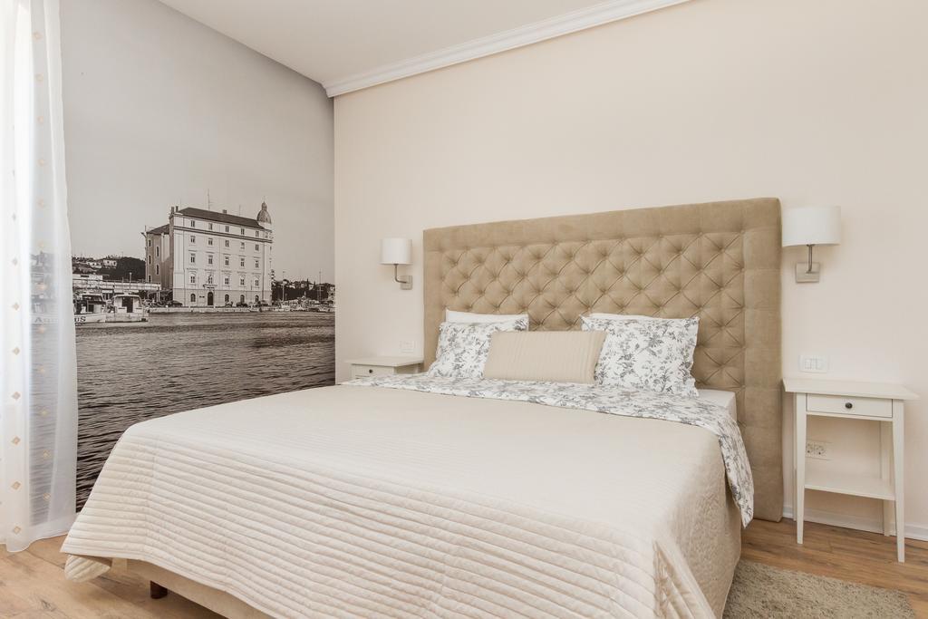 Spalatum Boutique Suites Split Quarto foto